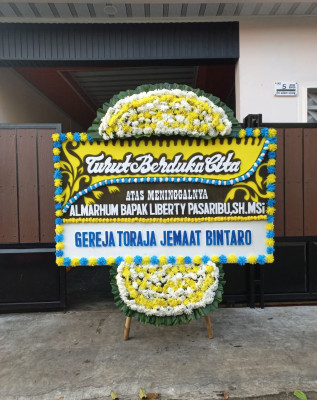 Papan Bunga Duka di Pemepek