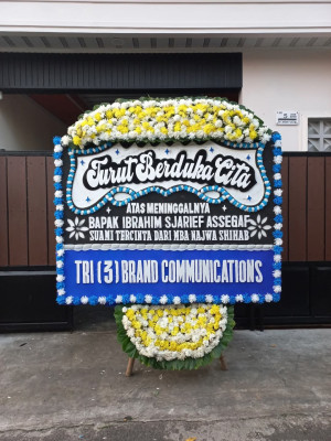 Papan Bunga Duka di Pemepek